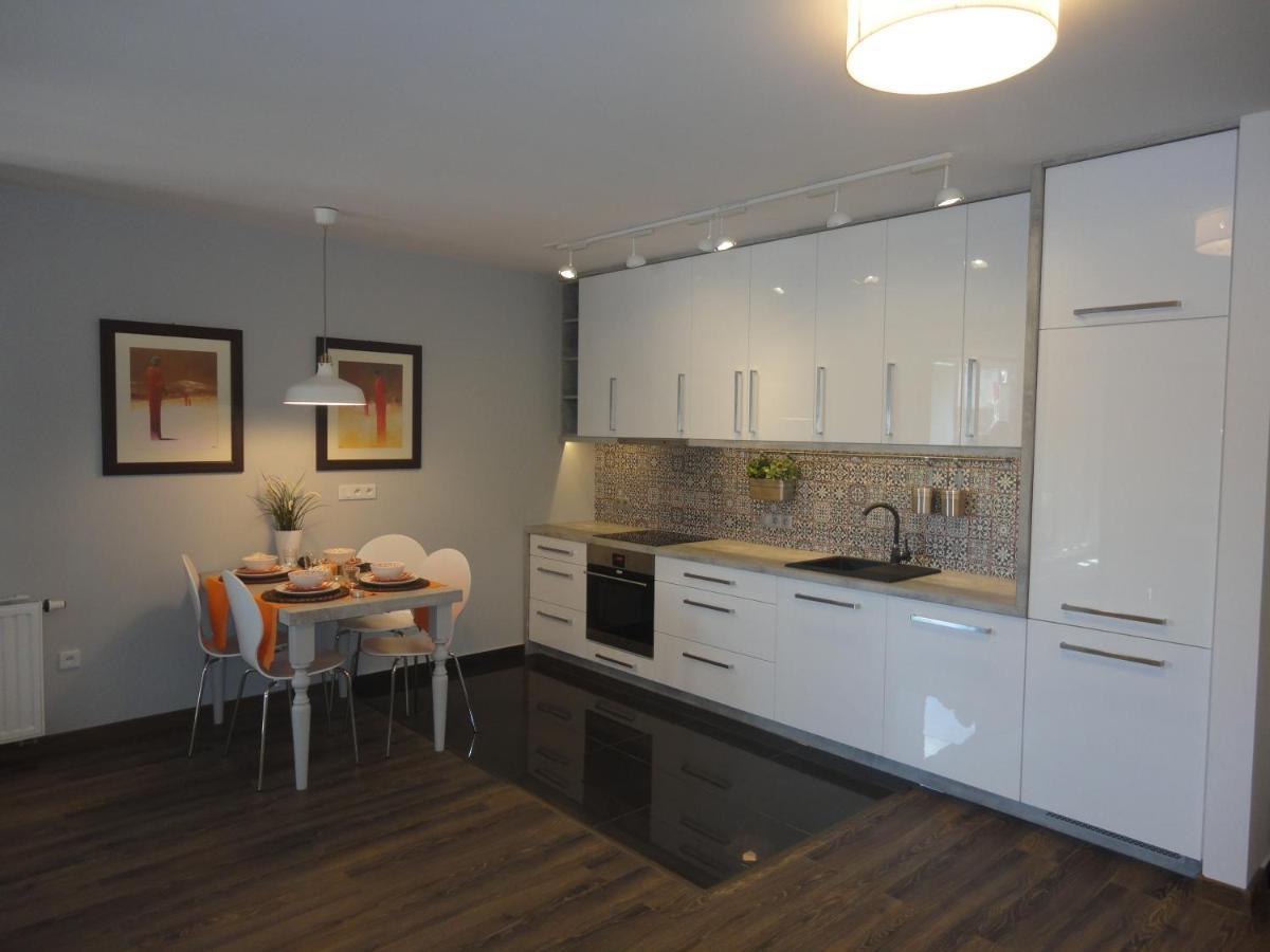 Apartament Nad Wisla Cracovia Exterior foto