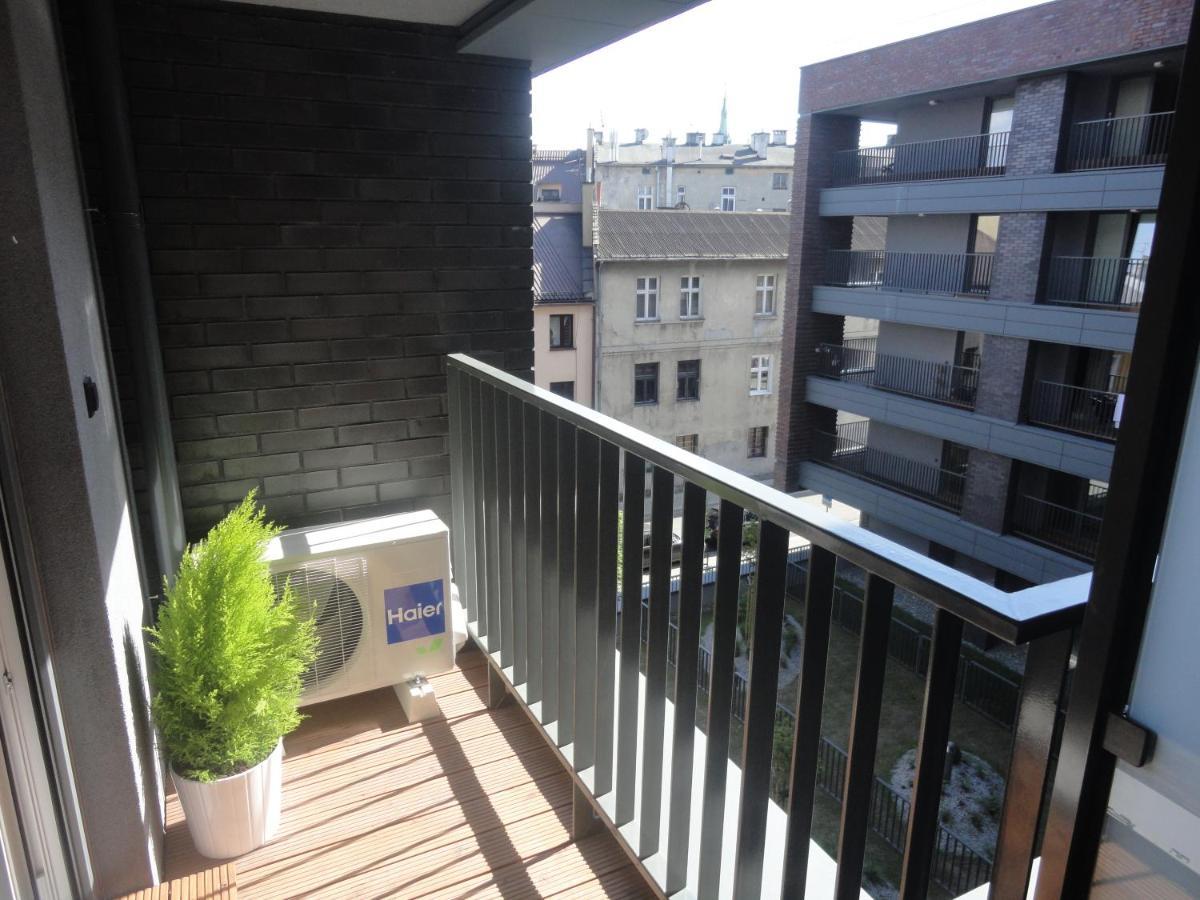 Apartament Nad Wisla Cracovia Exterior foto